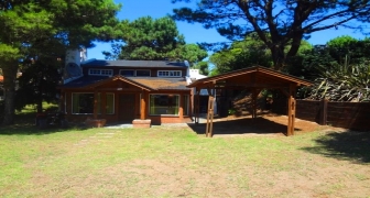 BONITO CHALET CON GRAN UBICACION